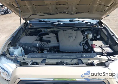 2018 Toyota Tacoma Sr5 V6 z USA, uszkodzony, nr VIN 3TMDZ5BN5JM053918